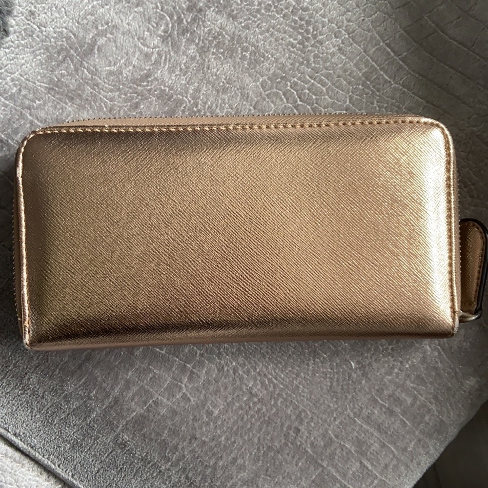 Guess wallet - Picture 2 of 4